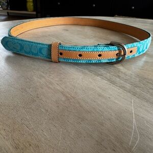 Vintage 2006 Coach Turquoise and tan leather belt medium